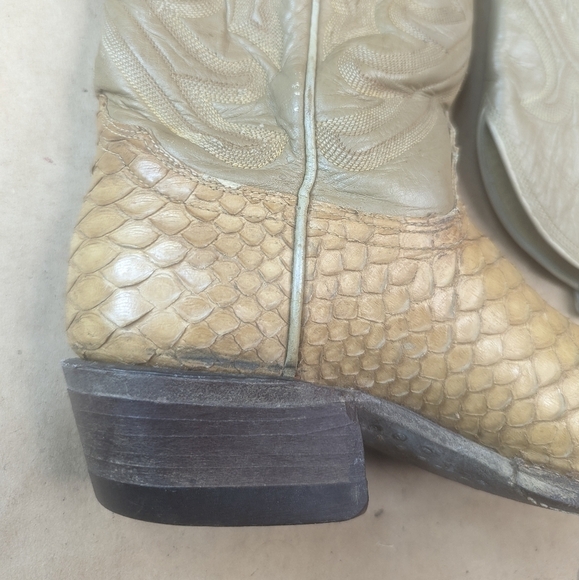 Tony Lama boots Black Label women's sz 4.5B  Exotic Genuine Golden Python Snakes - Picture 7 of 10
